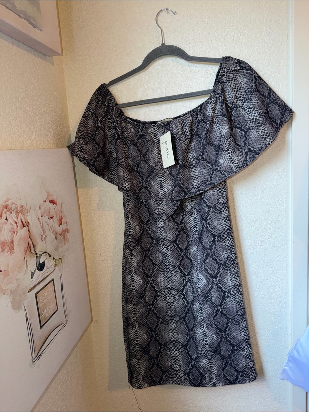 Pinc off Shoulder Snake Print Dress - Gray